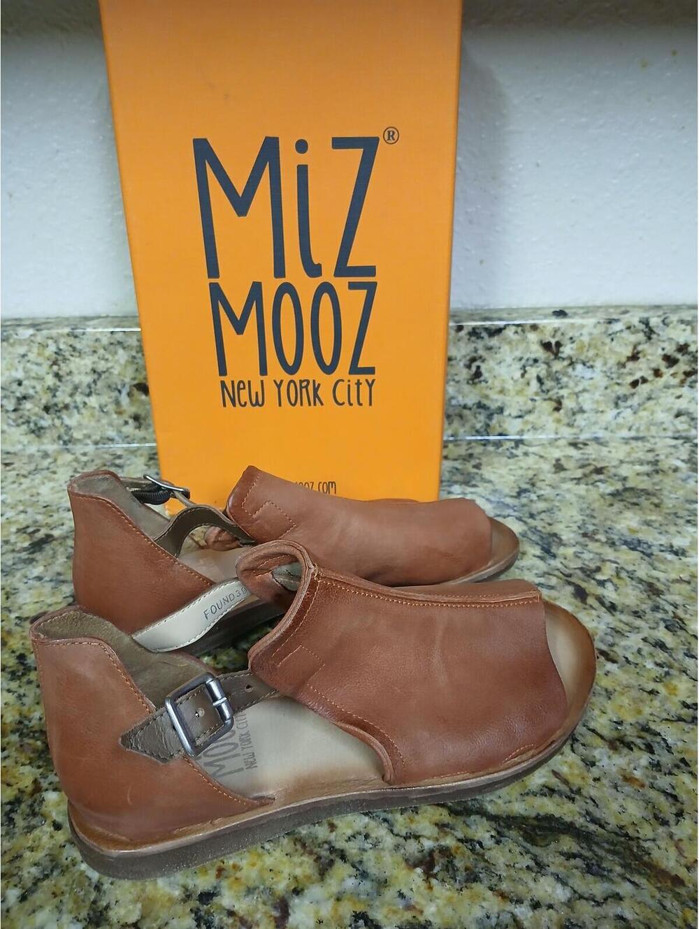 8.5 NWT Miz Mooz Heeled Sandals Corra Rust